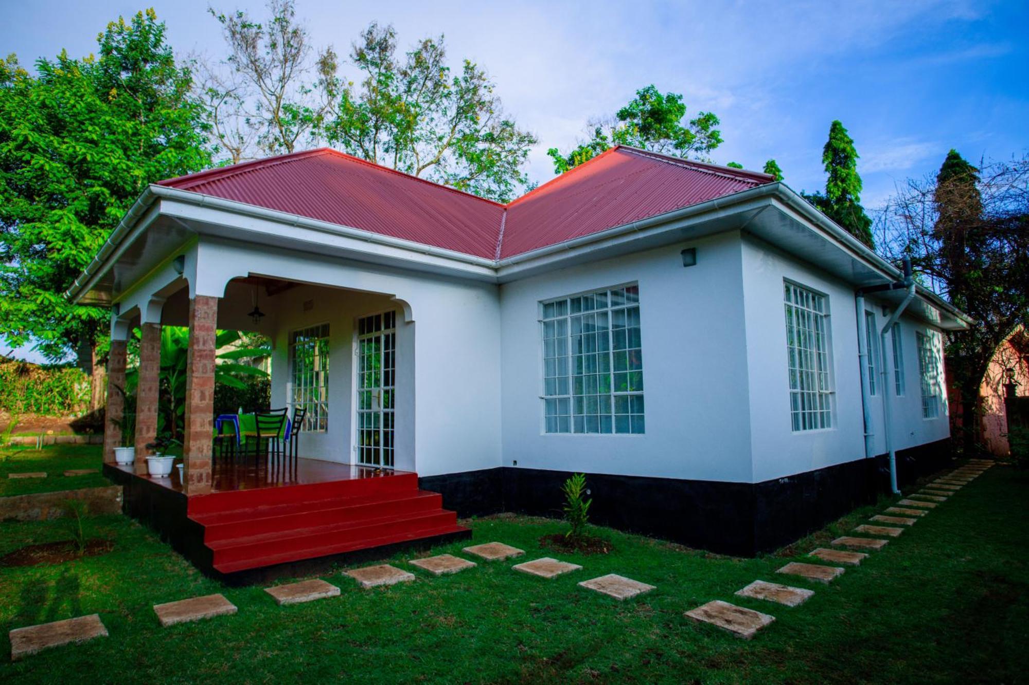 Royal Homestay Moshi Exterior foto